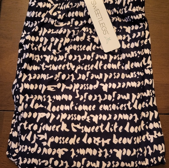 Sweetlegs Hello Gorgeous Pattern - Picture 2 of 4